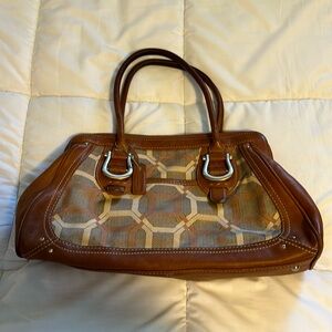 Tan liz Claiborne bag